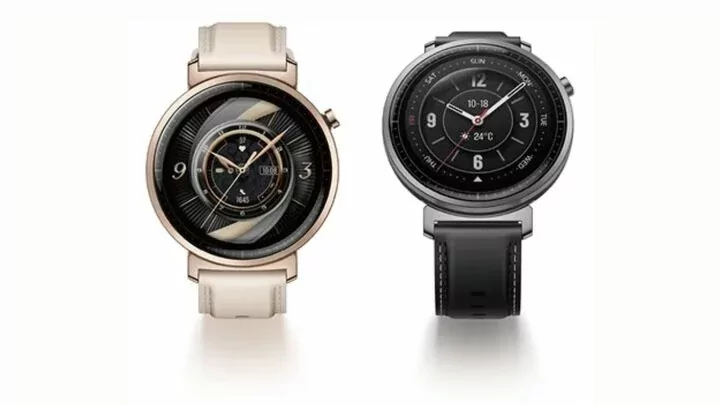 Honor Watch GS smartwatch showing its fitness tracking interface on a colorful AMOLED display.